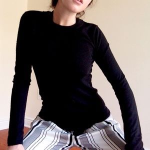 Gorgeous Soft Black Lightweight Cashmere Sweater